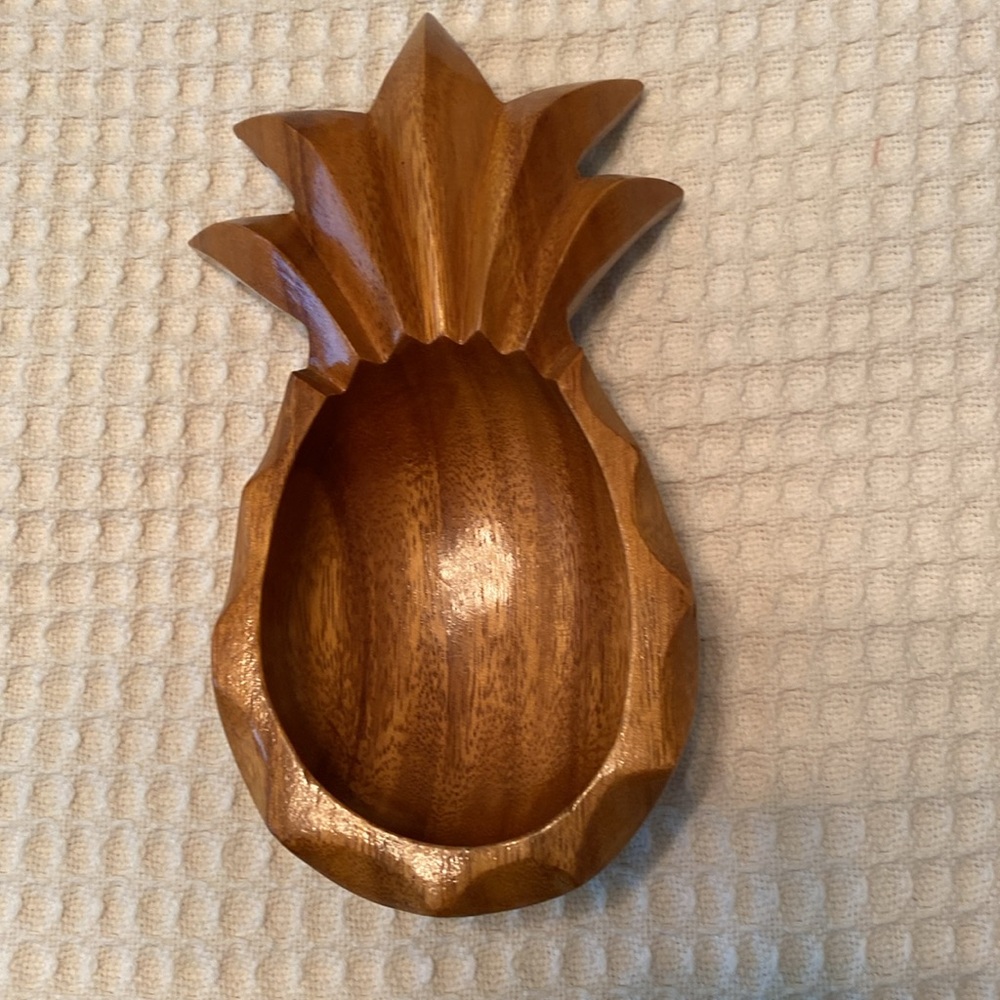 Vintage mcm pineapple monkey pod bowl